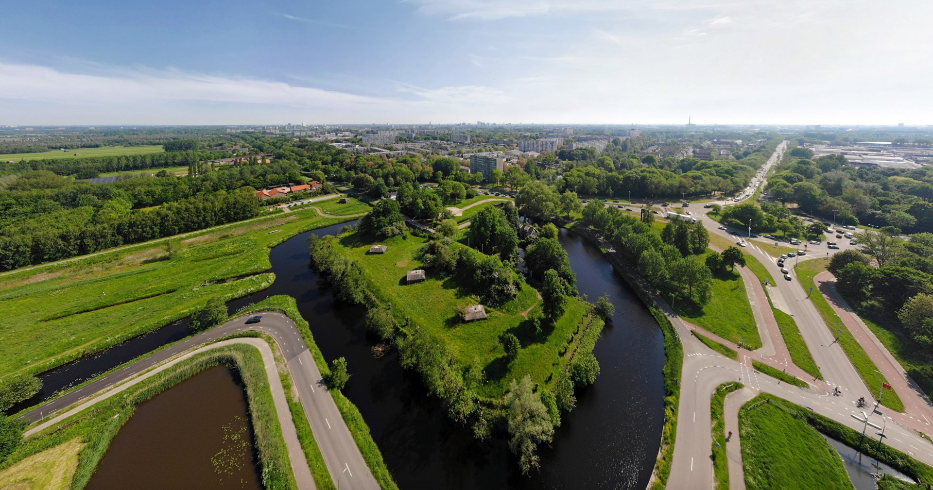 Luchtfoto van Noorderpark Ruigenhoek, gezien vanaf Fort de Gagel