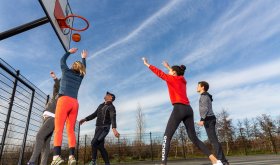 Ga basketballen in Noorderpark Ruigenhoek